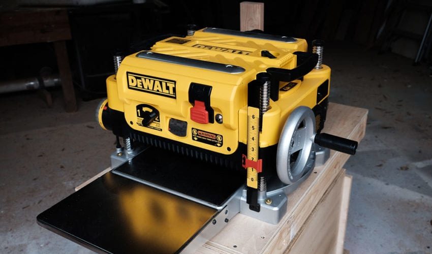 DeWalt DW735 Planer