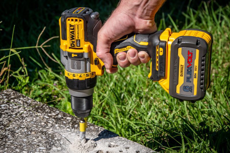 DeWalt 20V Max FlexVolt Advantage Brushless Hammer Drill DCD999