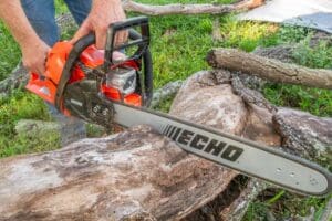 Echo CS-4920 Chainsaw Review - tool gifts for Christmas