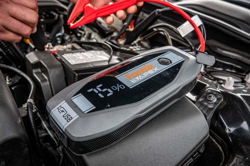 Fanttik T8 Apex Jump Starter Starting