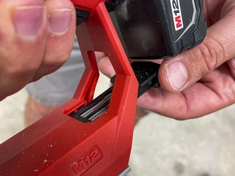 Milwaukee M12 Planer