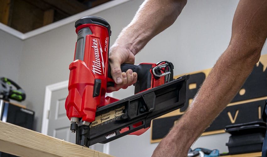 Milwaukee M18 Fuel Framing Nailer