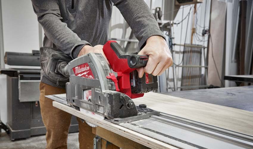 Milwaukee M18 Fuel Cordless Plunge Cut Track Saw 2831