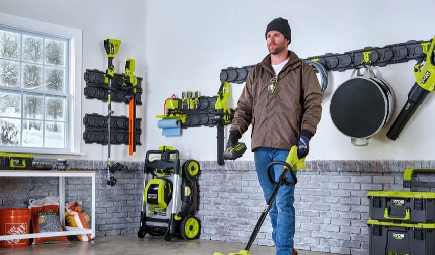 Ryobi Cordless Snow Shovel Ultimate Buyer's Guide