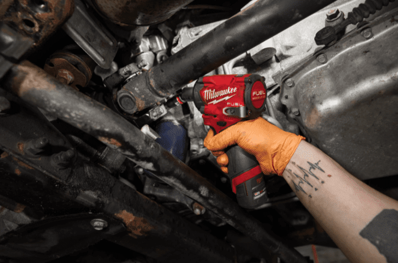 Milwaukee M12 Stubby Impact Wrench Gen II